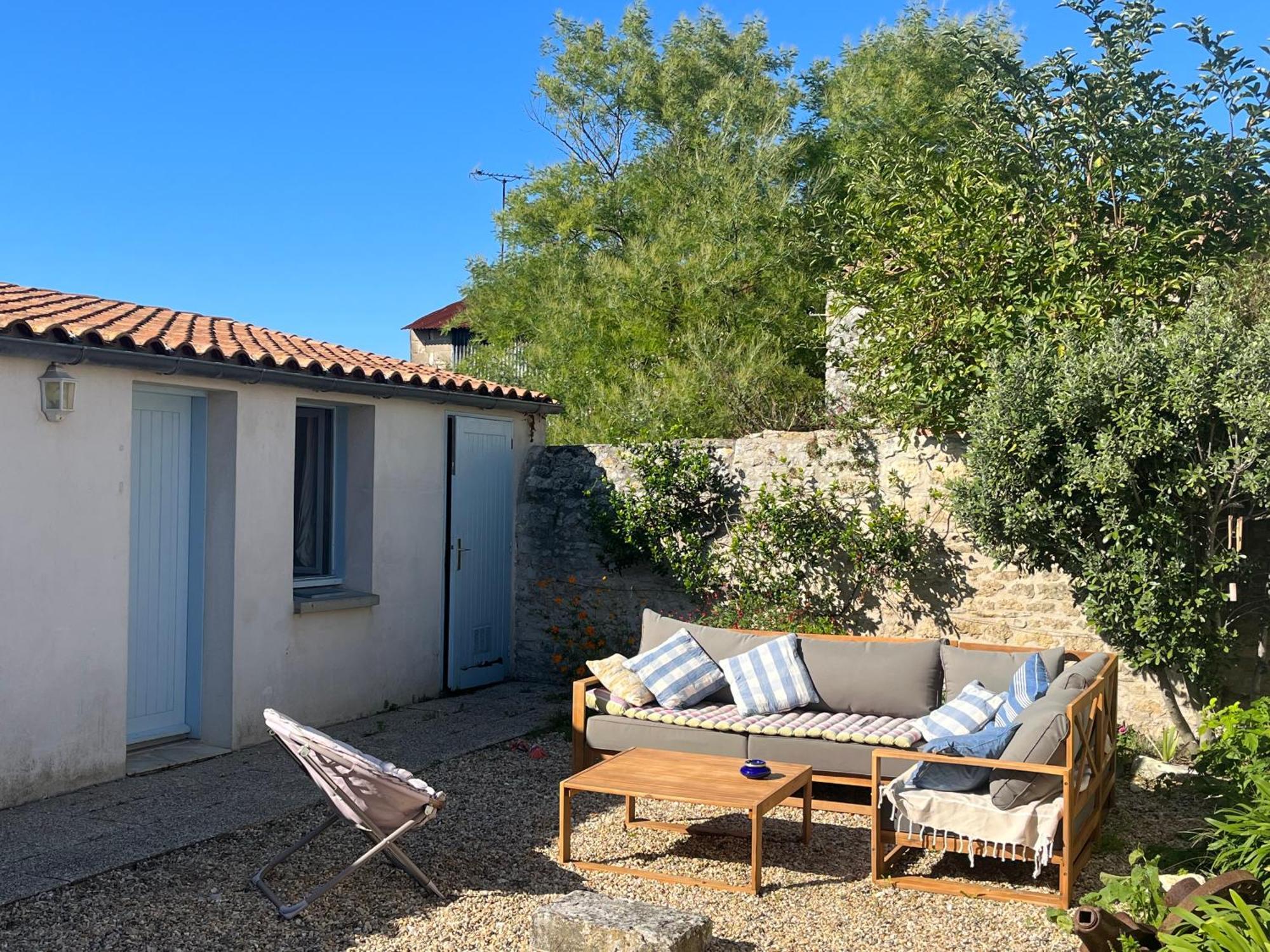 Un Air De Famille Bed & Breakfast Saint-Pierre-d'Oleron Exterior foto